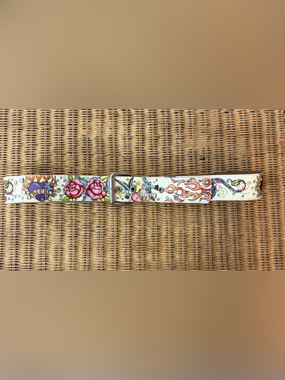 Vintage 90s Y2K Women’s XL Retro Tattoo Art Dragon Roses Heart Flames Belt